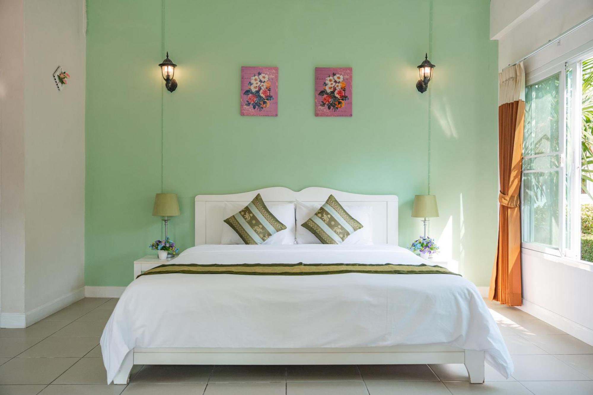 Villa Reina Resort Nong Nam Daeng Екстер'єр фото